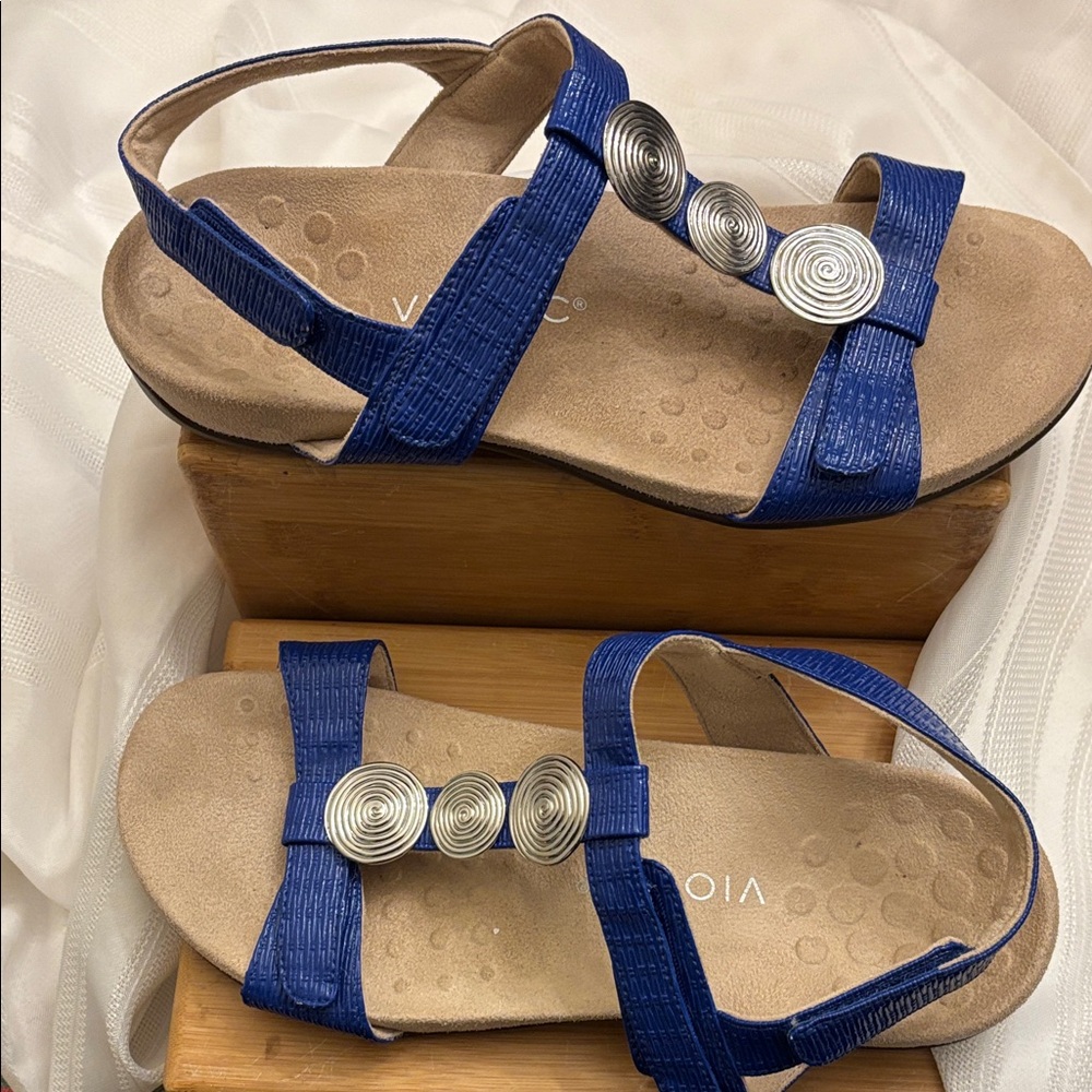 Vionic Farra II WVN/TVN Women's Royal Blue Sandals with Silver Accents - Picture 3 of 5